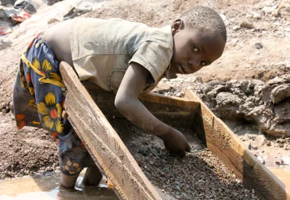 Haut-katanga:Plus de 14000 enfants retirés des travaux des mines de cobalt depuis 2019.